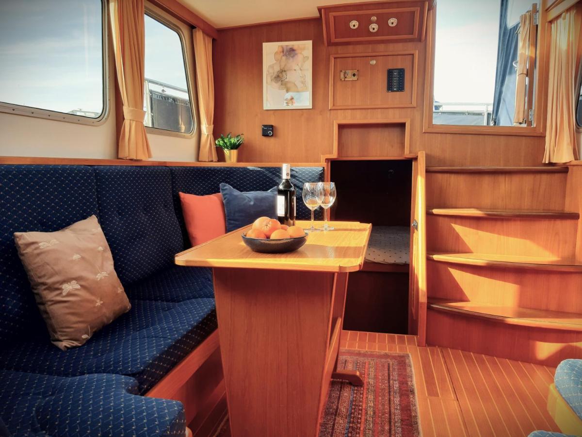 Motor Yacht Amazone Hotel Амстердам Екстериор снимка